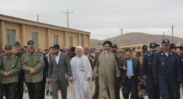 یادواره شهید خزایی با عنوان سرباز روح‌الله در روستای بره فراخ نهاوند برگزار شد/ تصاویر