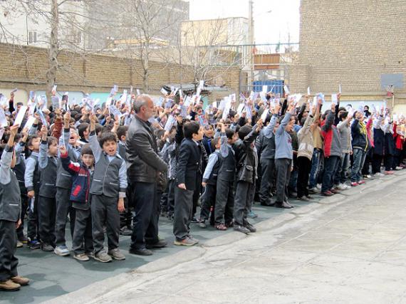 برگزاری مراسم شور نيکوکاری و اکرام فاطمی در مدارس نهاوند 